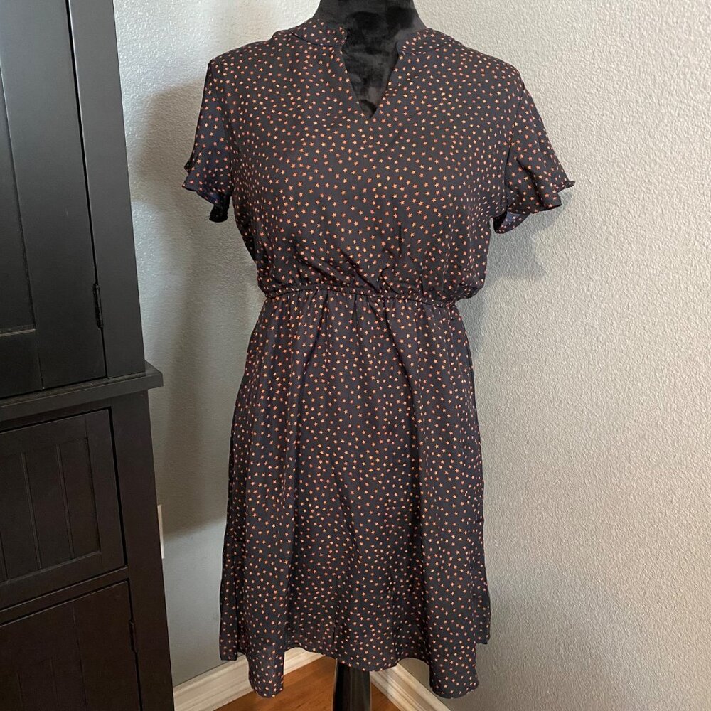 SM Wardrobe Dress‎ Size Medium Star Print Navy Elastic Waist Short Sleeves Lined